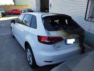 Piloto tras izq 8v4945069 audi a3 - 1.6 tdi 213256