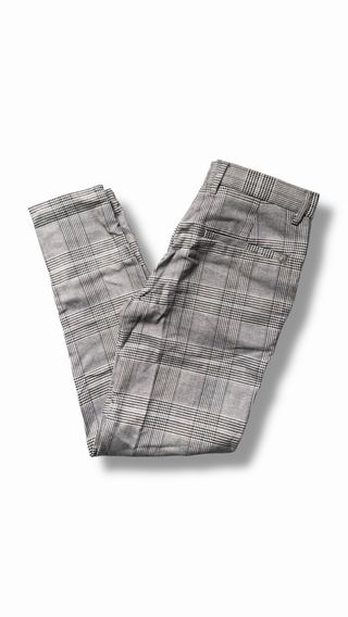 Pantalón cuadros Bershka gris y morado