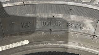 Neumático Bridgestone 215/65 R16C 106/104T