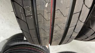 Neumático Bridgestone 215/65 R16C 106/104T