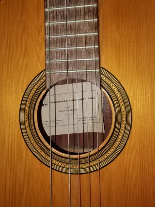 Guitarra Española Clásica + Funda y Cuerdas.