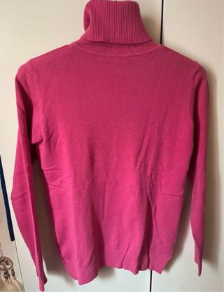 Maglione fucsia collo alto
