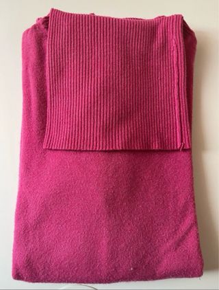 Maglione fucsia collo alto