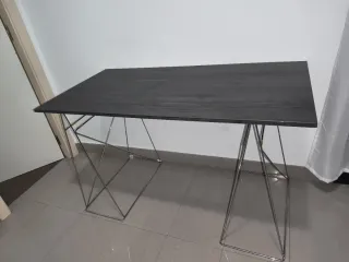 Escritorio moderno madera y metal