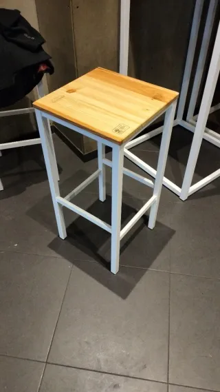 Taburete Amstel Madera y Metal