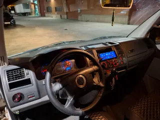 Volkswagen Transporter T5 2004