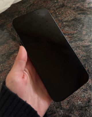 iPhone 15 Plus 256GB Negro Cable de cargador