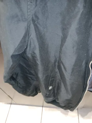 Cazadora Bomber Negra Bershka Talla M