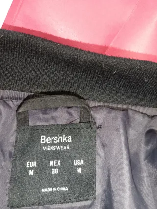 Cazadora Bomber Negra Bershka Talla M