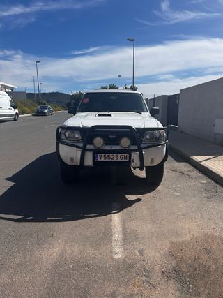 Nissan Patrol gr y61 1999
