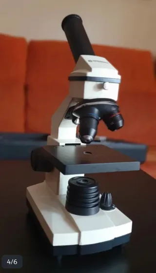 Microscopio Digital Bresser