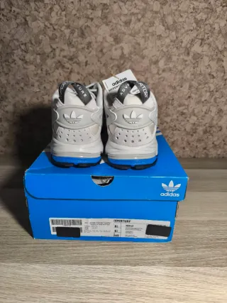 Adidas Hyperturf Zapatillas Blancas y Azules