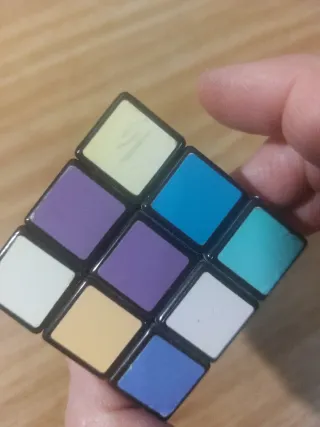 Cubo di Rubik colorato