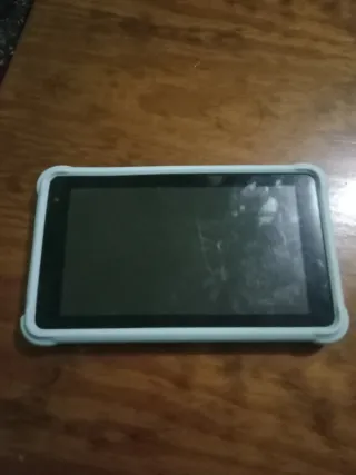 Tablet con funda incluida azul claro con Soporte