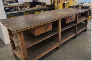 Banco de trabajo antiguo / mostrador