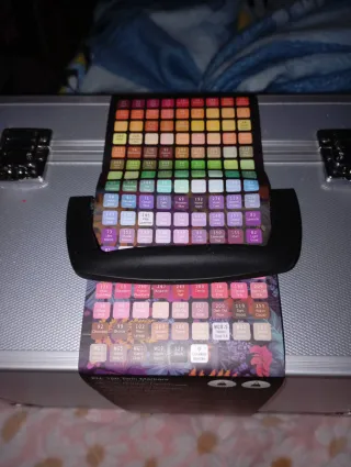 ( NUEVO ) Maleta Metálica con 150 Rotuladores