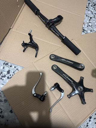 Manillar, bielas y freno de bicicleta