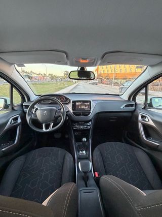 Peugeot 2008 2014