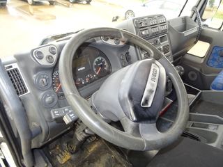 Iveco EUROCARGO 120E-CAMIONES FRIGORIFICOS