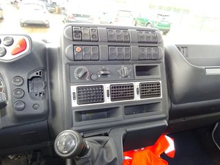 Iveco EUROCARGO 120E-CAMIONES FRIGORIFICOS