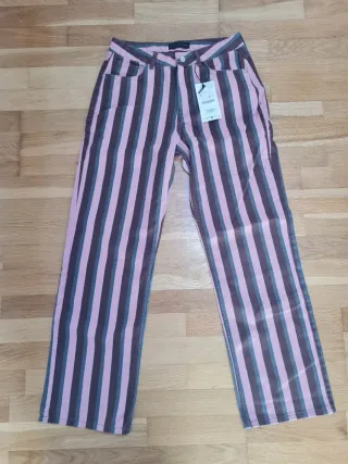 Pantalón de rayas Zara