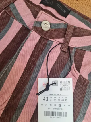 Pantalón de rayas Zara