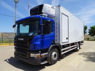Scania P 230-CAMIONES FRIGORIFICOS