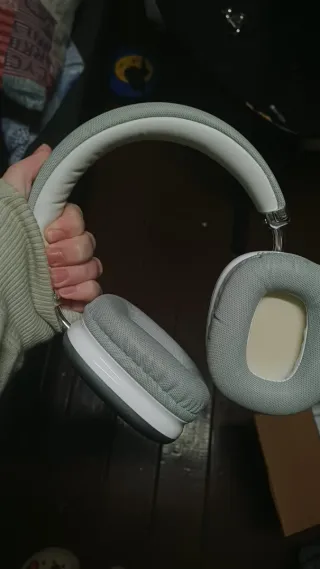 Cascos Shein grises NO SON DE MARCA