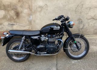 Triumph Bonneville T100 2010 Negra
