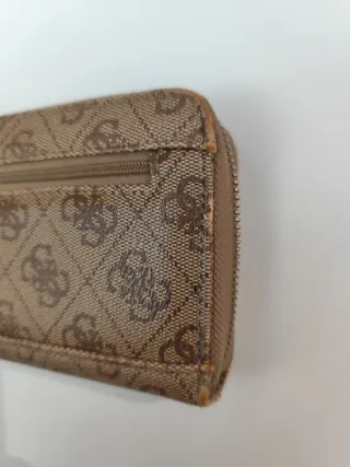 Billetero Guess con Correa