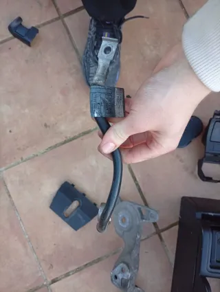 Cable de batería con pinza