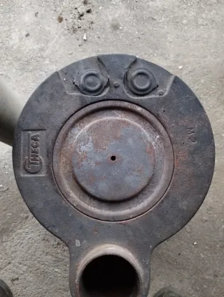 Estufa de leña metálica Theca