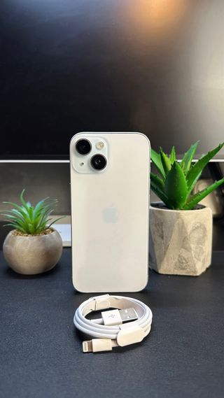 iPhone 15 128GB • 90% Batería • Buen estado