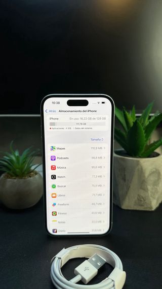 iPhone 15 128GB • 90% Batería • Buen estado