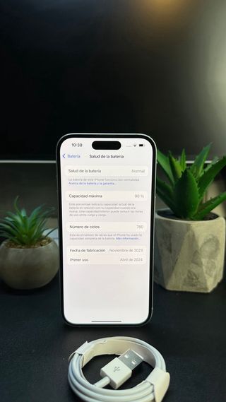 iPhone 15 128GB • 90% Batería • Buen estado