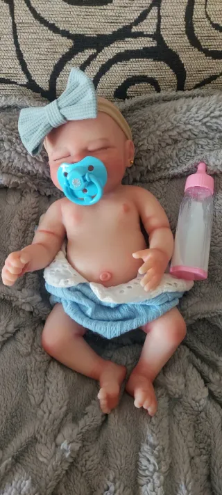 Bebita reborn silicona 33cm