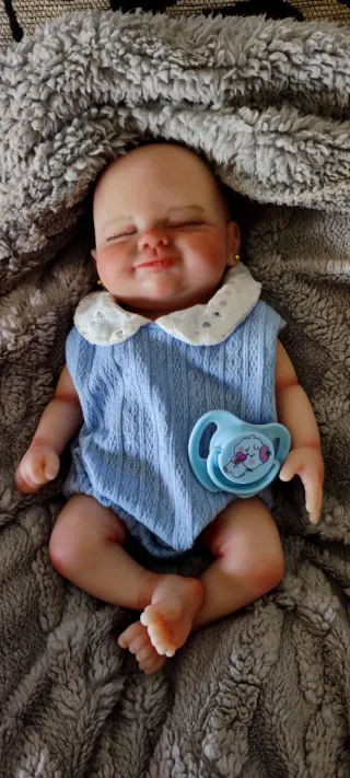 Bebita reborn silicona 33cm