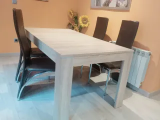 Muebles de comedor madera y cristal
