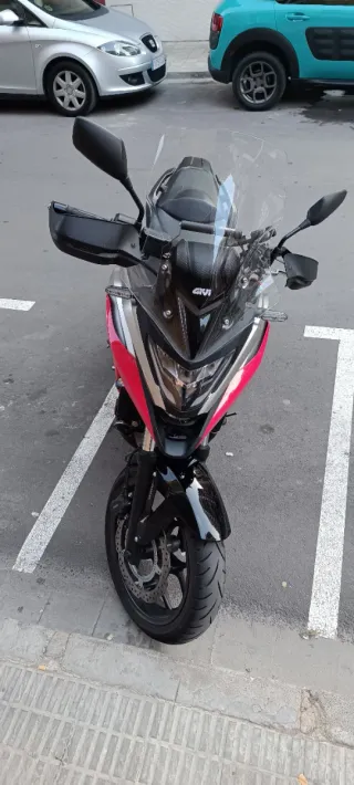 Honda NC750X 2022 Roja/Plata