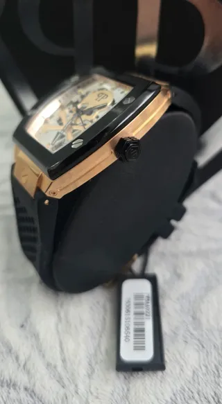 Reloj Philipp Plein Negro y Dorado