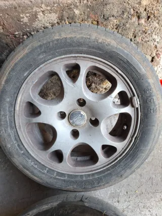 Llantas Ford 4 unidades