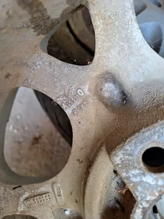 Llantas Ford 4 unidades