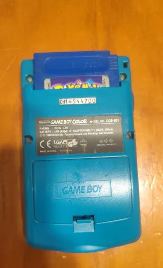 Game Boy Color + Pokémon Azul