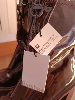 Botines Bershka charol, plataforma talla 40