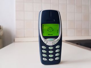 Nokia 3310 Funzionante + Batteria + Caricabatterie