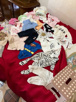 Lotto vestiti bimbi misti