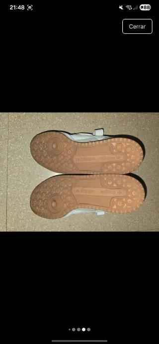 Zapatillas Adidas Forum Beige y Blancas