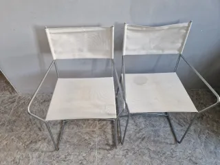 Juego de 2 Sillas Metálicas Blancas