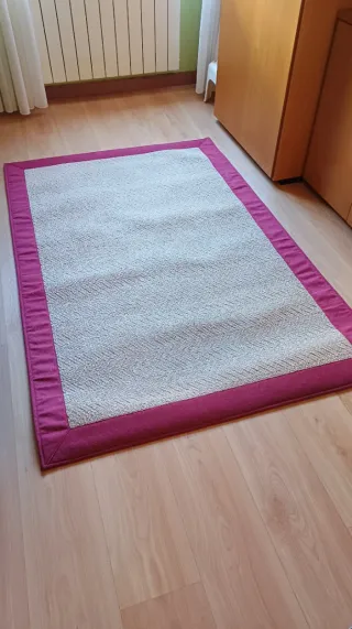 Juego 2 alfombras fibra