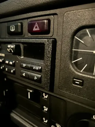 Tapas laterales radio BMW E30